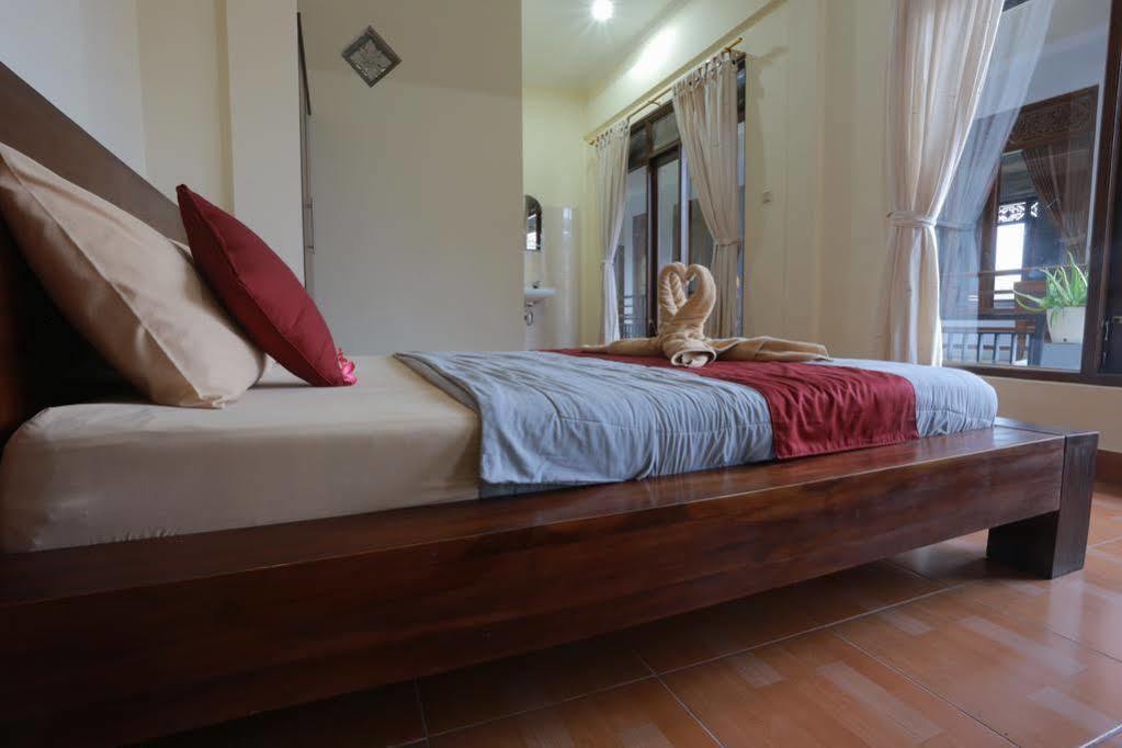 Purnama House Hotel อูบุด ภายนอก รูปภาพ